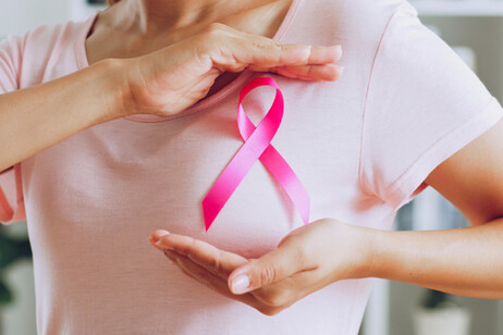 Tumore al seno, in Italia test genomici indicati per 13mila donne
